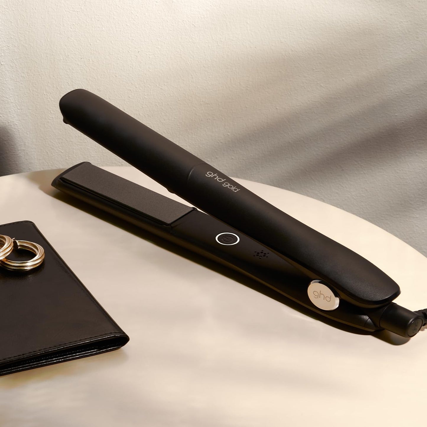 GHD Gold Hair Straightener (Black)